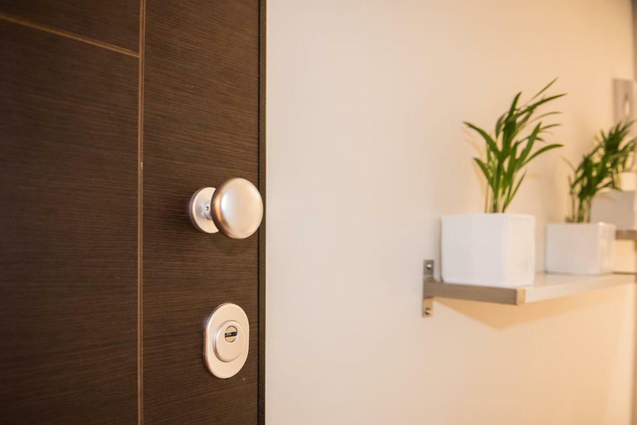 Ammos Elegant Luxury Apartment コルフ島 エクステリア 写真